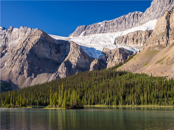 贾斯珀国家公园(Jasper National Park)-玛琳湖(Maligne Lake) -佩投湖（Peyto Lake）-鸦爪冰川（Crowfoot Glacier）-原居地（Home）