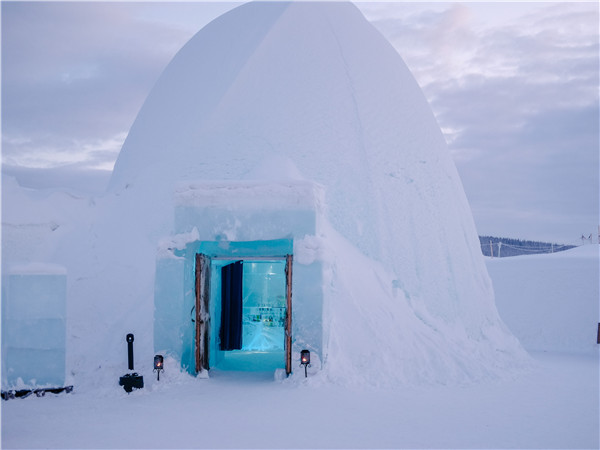 列维-基律纳丨探访艺术建筑冰酒店，冰雪世界野外活动