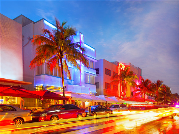 迈阿密设计区 - 苏格拉斯品牌折扣名城