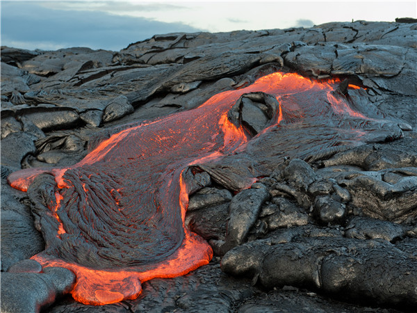 【深入夏威夷唯一国家公园】火山岛一日精品游，走黑沙滩，看火山口